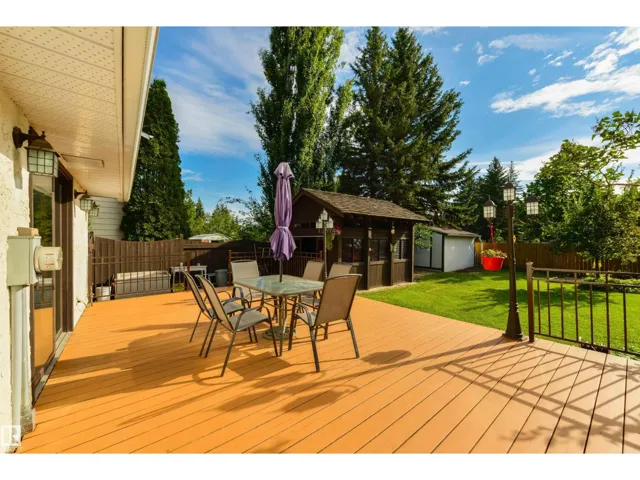 182 WILLOW WY NW, Edmonton, Alberta T5T1C8