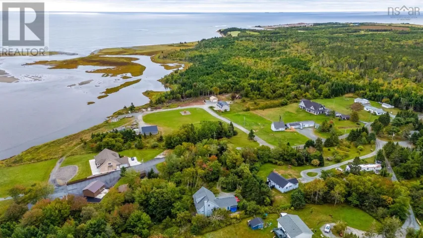 70 Hurricane Lane, Eastern Passage, Nova Scotia B3G1S3