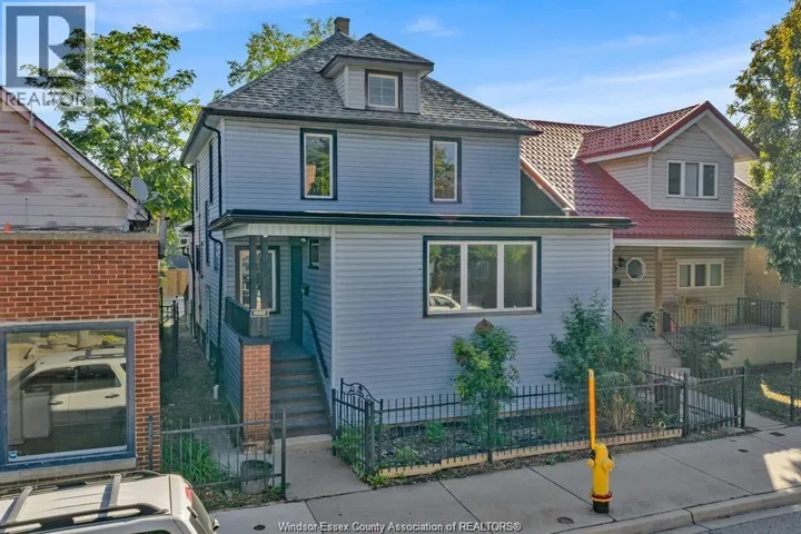 1052 DROUILLARD ROAD, Windsor, Ontario N8Y2P8