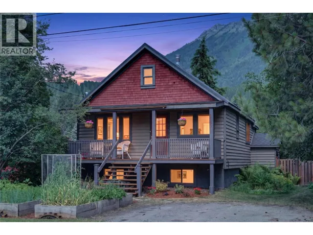 1161 10TH Avenue, Fernie, British Columbia V0B1M5