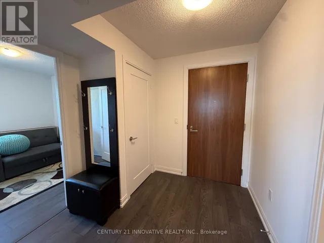 1723 - 275 VILLAGE GREEN SQUARE, Toronto (Agincourt South-Malvern West), Ontario M1S0L8