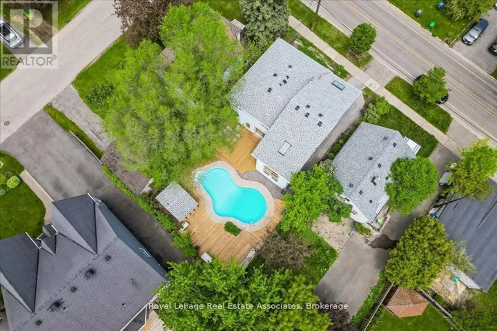 1168 CANTERBURY ROAD, Mississauga (Mineola), Ontario L5G4A2