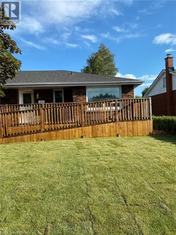 25 HICKERY Place Unit# Main, Brantford, Ontario N3S3C7