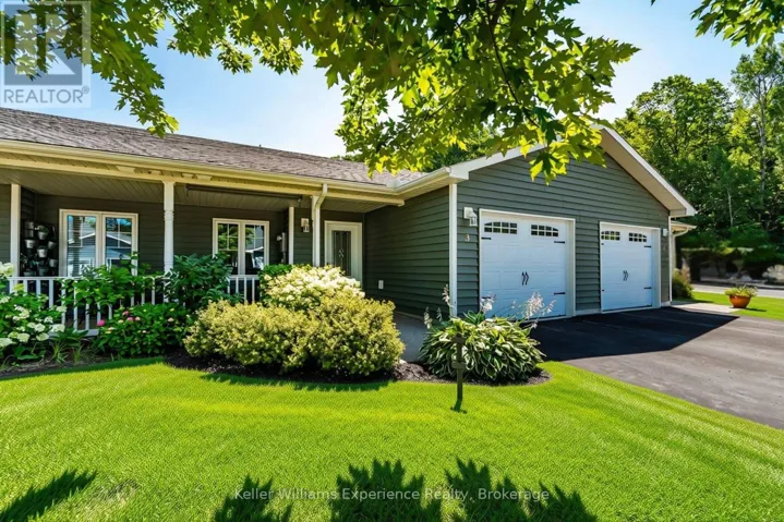 3 CHAMBERLAIN CRESCENT, Penetanguishene, Ontario L9M0A5