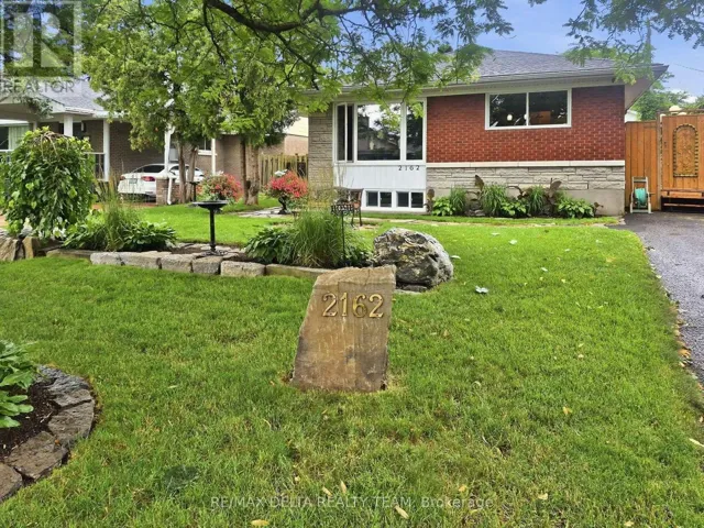 2162 RUSHTON ROAD, Ottawa, Ontario K2A1N7