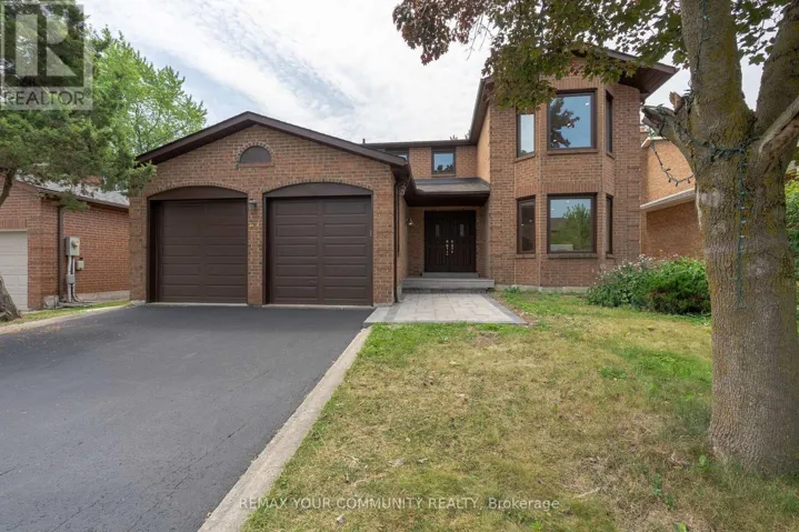 27 HOUSEMAN CRESCENT, Richmond Hill (North Richvale), Ontario L4C7S3