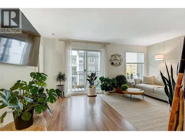 547 Yates Road Unit# 304, Kelowna, British Columbia V1V2T9