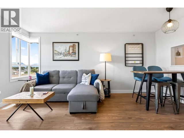 806 3455 ASCOT PLACE, Vancouver, British Columbia V5R6B7