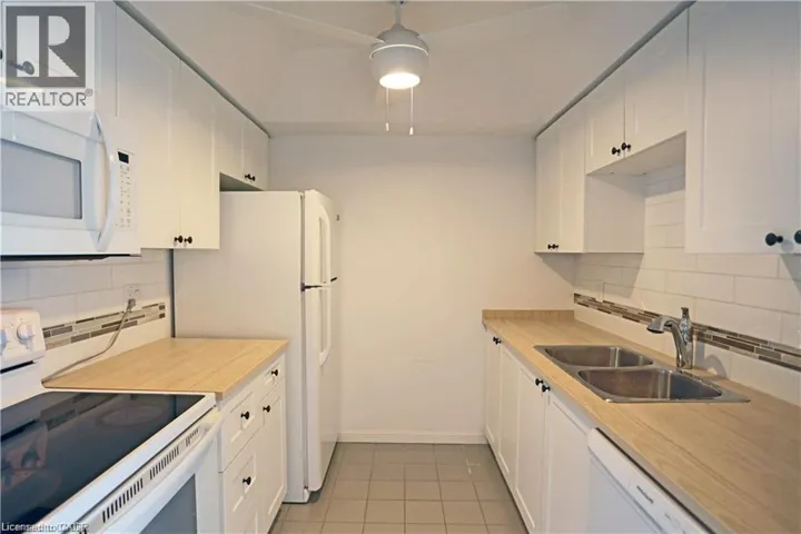411 - 107 BAGOT Street Unit# 411, Guelph, Ontario N1H8H5
