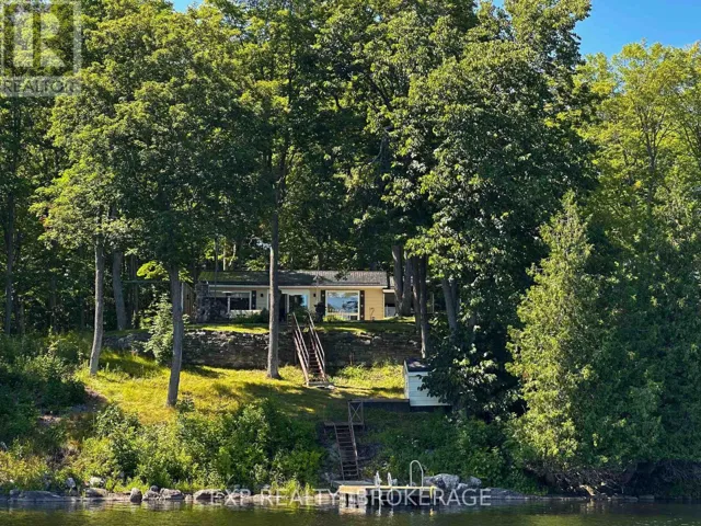 2107 HAMBLY LANE, South Frontenac, Ontario K0H1W0