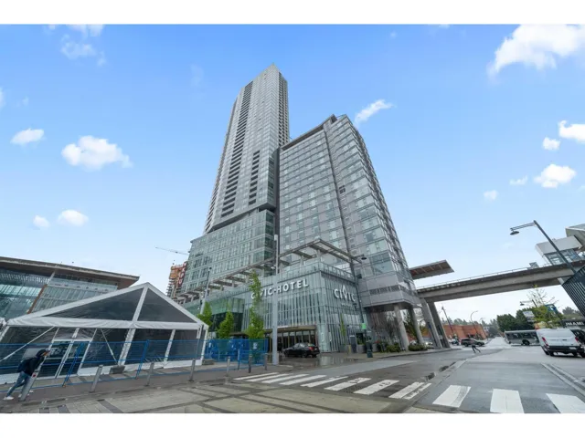 2908 13495 CENTRAL AVENUE, Surrey, British Columbia V3T0K2