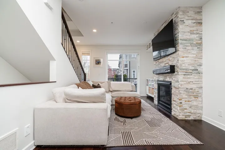44 8068 207 STREET, Langley, British Columbia V2Y0M9
