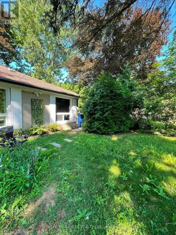 BASEMENT - 23 ALGONQUIN CRESCENT, Aurora (Aurora Heights), Ontario L4G3E6