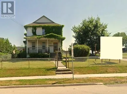 5602 ROBINSON STREET, Niagara Falls (Dorchester), Ontario L2G2A8