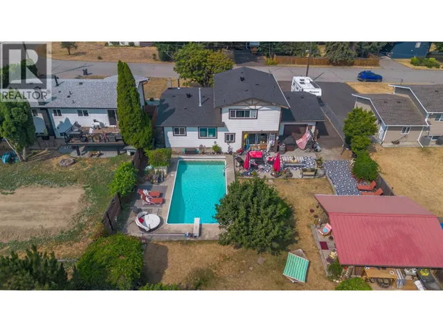 6415 Glendora Way, Coldstream, British Columbia V1B3G5