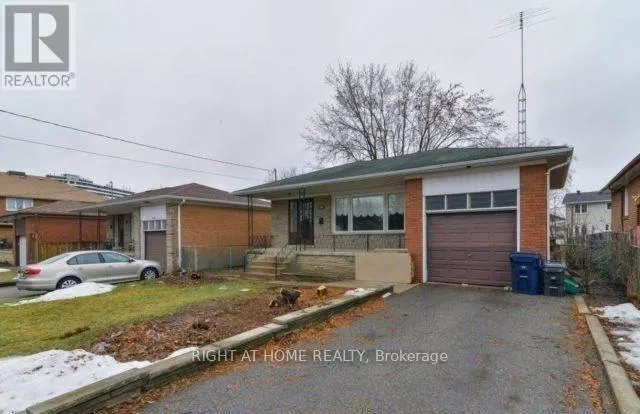 484 DREWRY AVENUE, Toronto (Newtonbrook West), Ontario M2R2K8