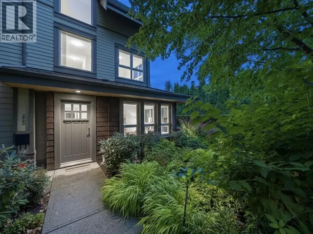 2982 CHESTERFIELD AVENUE, North Vancouver, British Columbia V7N3M6