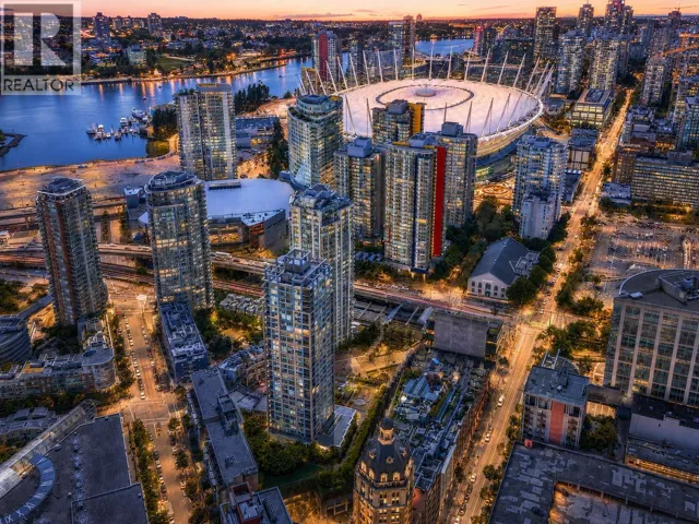 602 183 KEEFER PLACE, Vancouver, British Columbia V6B6B9