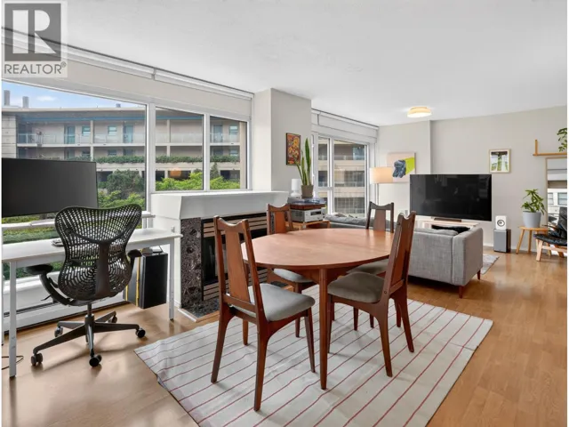 602 183 KEEFER PLACE, Vancouver, British Columbia V6B6B9