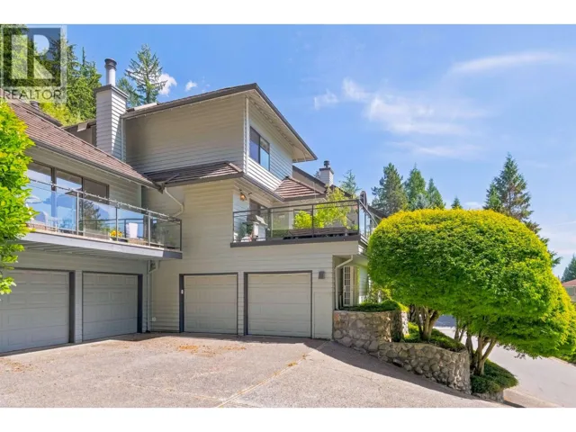 5723 OWL COURT, North Vancouver, British Columbia V7R4V1