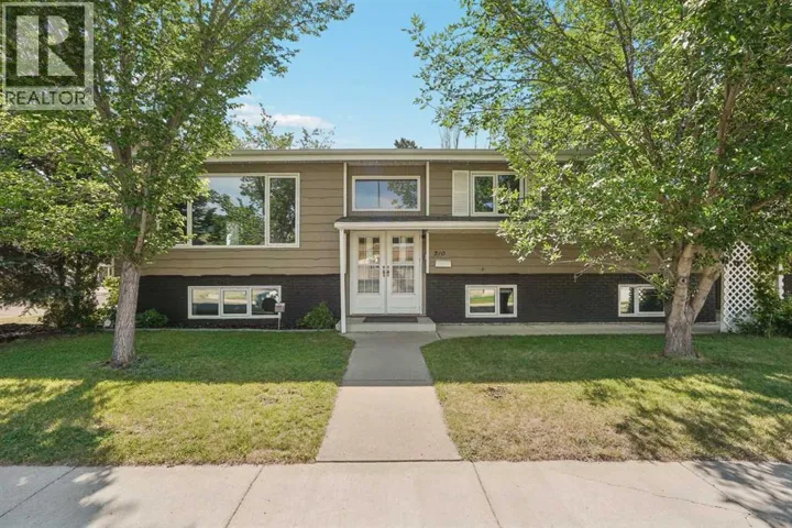 210 Dunkirk Street S, Lethbridge, Alberta T1J4E6