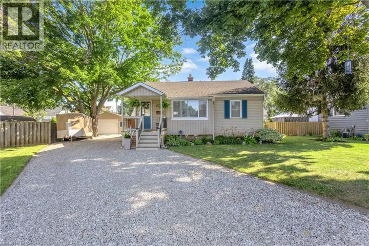 71 ALEXANDER Drive, Brantford, Ontario N3T5C6
