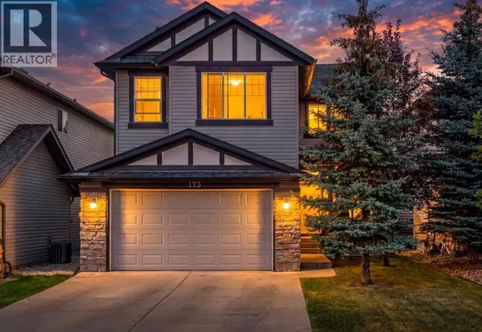 173 Pantego Road NW, Calgary, Alberta T3K0B8