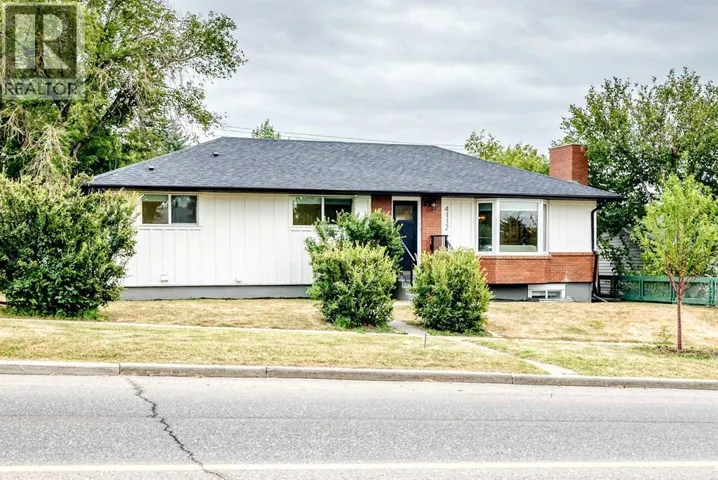 4112 19 Street NW, Calgary, Alberta T2L2B6