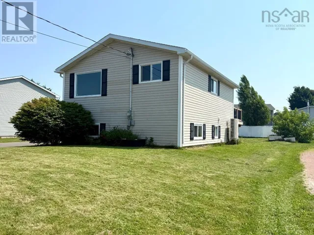 20 Dickey Street, Amherst, Nova Scotia B4H2H9