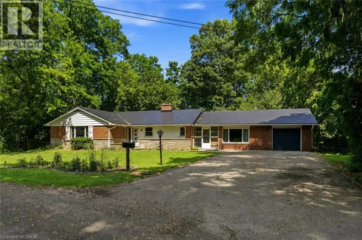 5 HATFIELD Place, Hamilton, Ontario L9H4J7