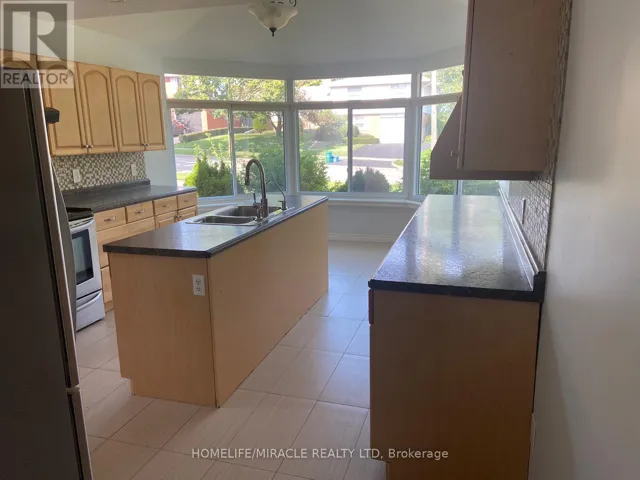 MAIN FLOOR - 25 THORNRIDGE CRESCENT, Kitchener, Ontario N2M4V9
