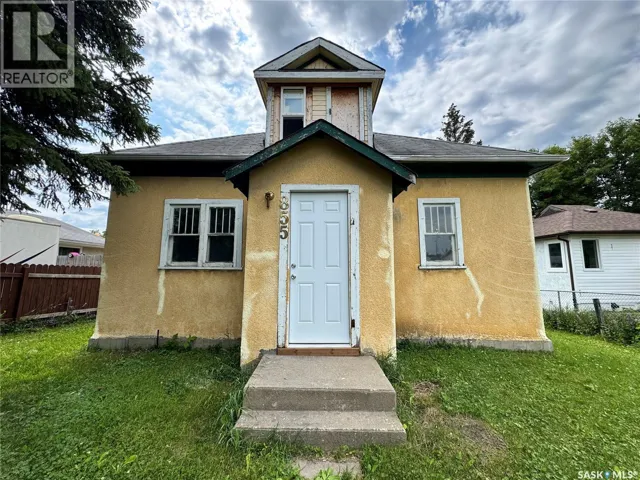 855 2nd STREET E, Prince Albert, Saskatchewan S6V0G2