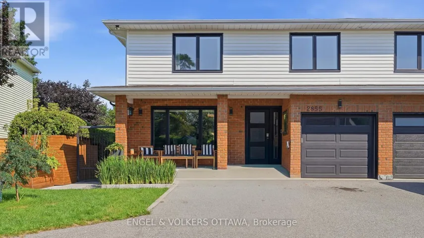 2855 GOTHWOOD PLACE, Ottawa, Ontario K1T2V5
