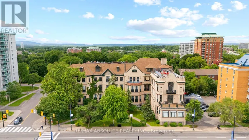 404 - 589 RIDEAU STREET, Ottawa, Ontario K1N6A1