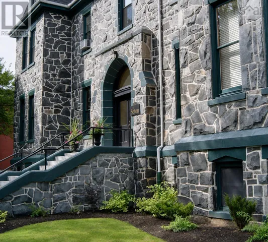 101 5355 Russell, Halifax Peninsula, Nova Scotia B3K1W8