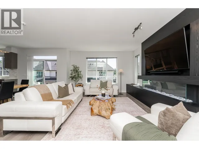 108 3500 BURKE VILLAGE PROMENADE, Coquitlam, British Columbia V3E0N2