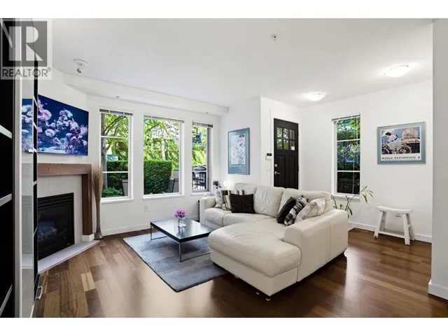 6230 LOGAN LANE, Vancouver, British Columbia V6T2K9