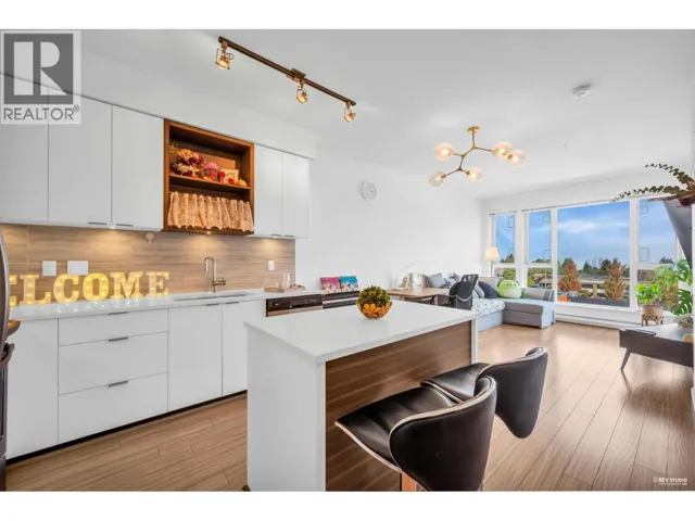 PH13 5355 LANE STREET, Burnaby, British Columbia V5H0H1