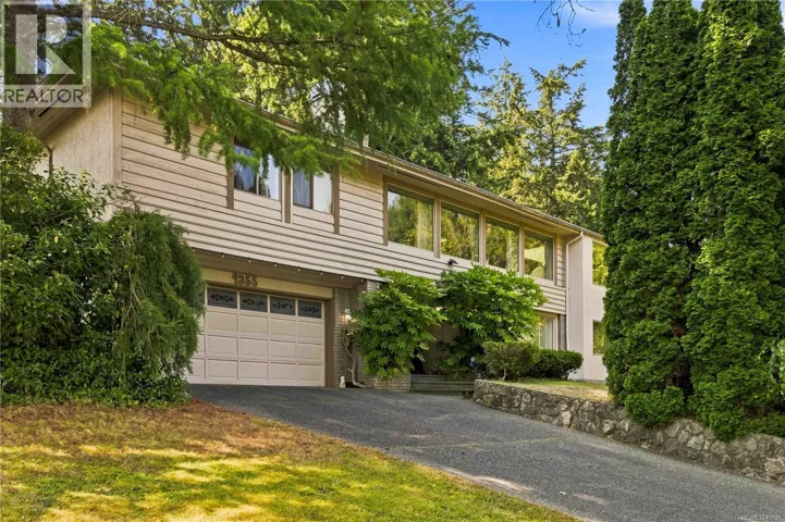 4355 Emily Carr Dr, Saanich, British Columbia V8X5E3