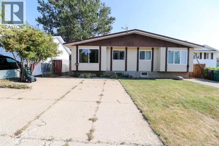 71 Laval Boulevard W, Lethbridge, Alberta T1K4E1