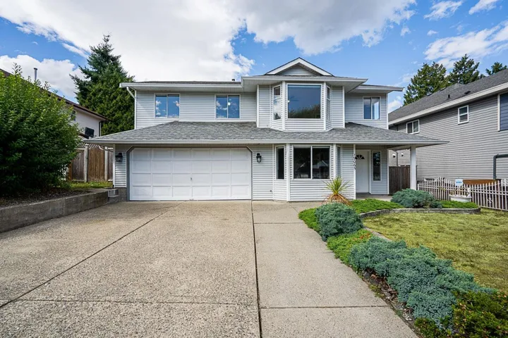 19065 60 AVENUE, Surrey, British Columbia V3S8A1
