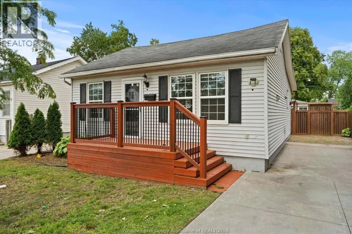 1330 CENTRAL AVENUE, Windsor, Ontario N8Y3V4