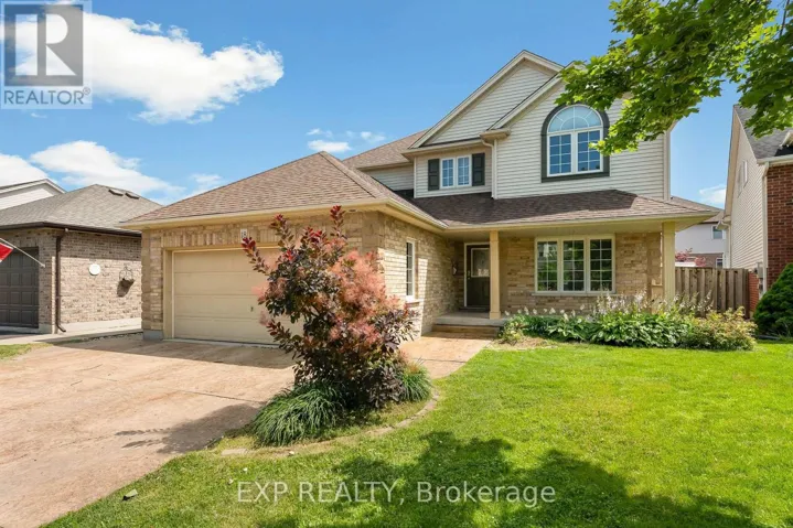 18 BRIARWOOD DRIVE, St. Catharines (Rykert/Vansickle), Ontario L2S4A7