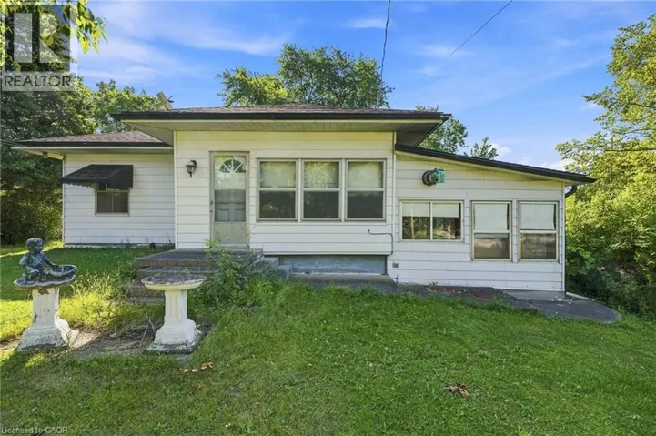 698 YORK Road, Dundas, Ontario L9H5X1