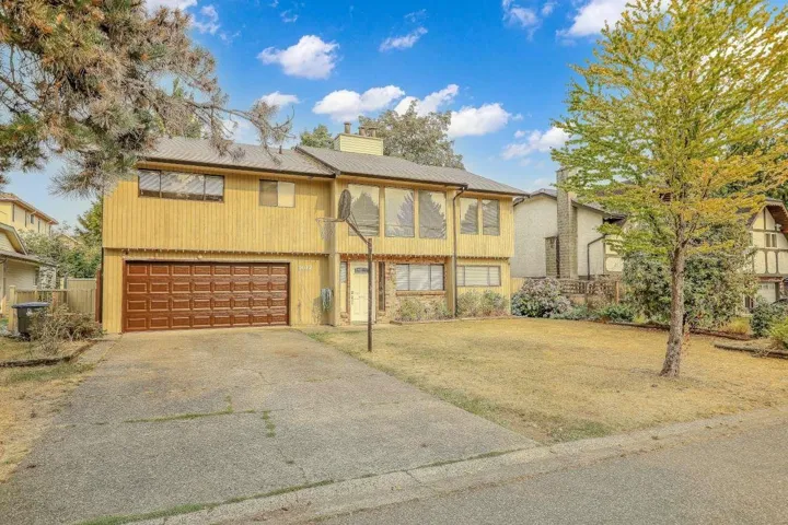 9012 145A STREET, Surrey, British Columbia V3R7Y4