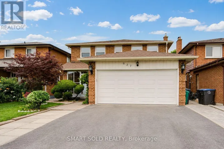 837 QUEENSBRIDGE DRIVE, Mississauga (Creditview), Ontario L5C3K3