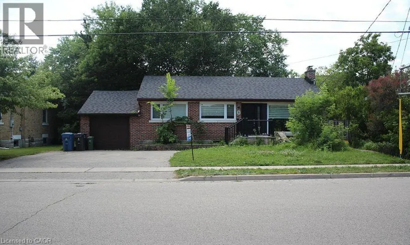 8 MARLBOROUGH Road, Guelph, Ontario N1E3X2
