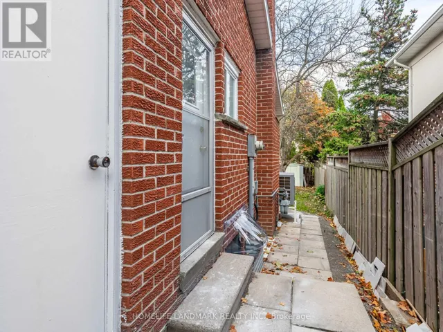 BASEMENT ROOM C - 58 DEERBROOK TRAIL N, Toronto (L'Amoreaux), Ontario M1W1V4