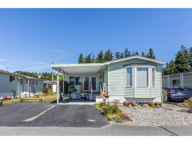230 27111 0 AVENUE, Langley, British Columbia V4W2T6