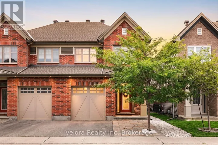 424 WARMSTONE DRIVE, Ottawa, Ontario K2S0W2